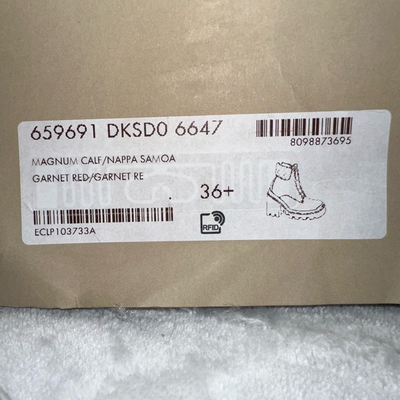 Size 36+. US 6.5. Garnett GUCCI boots. Wore them only once. - Picture 3 of 9